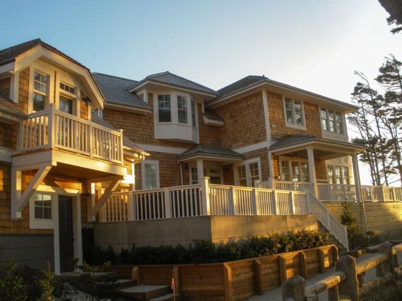 Beach Bluff By Seabrook Hospitality Пасифик Бийч Екстериор снимка