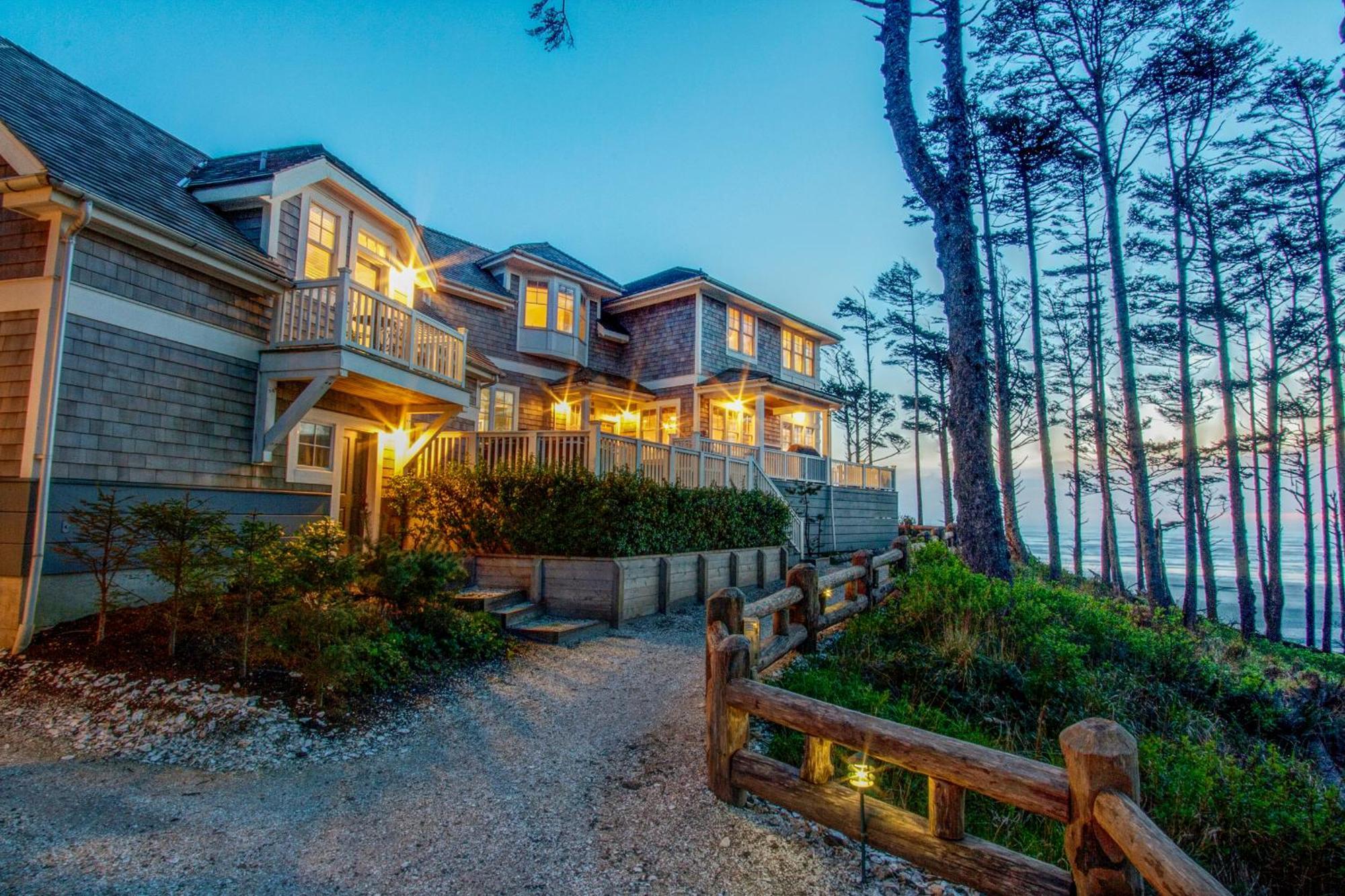 Beach Bluff By Seabrook Hospitality Пасифик Бийч Екстериор снимка