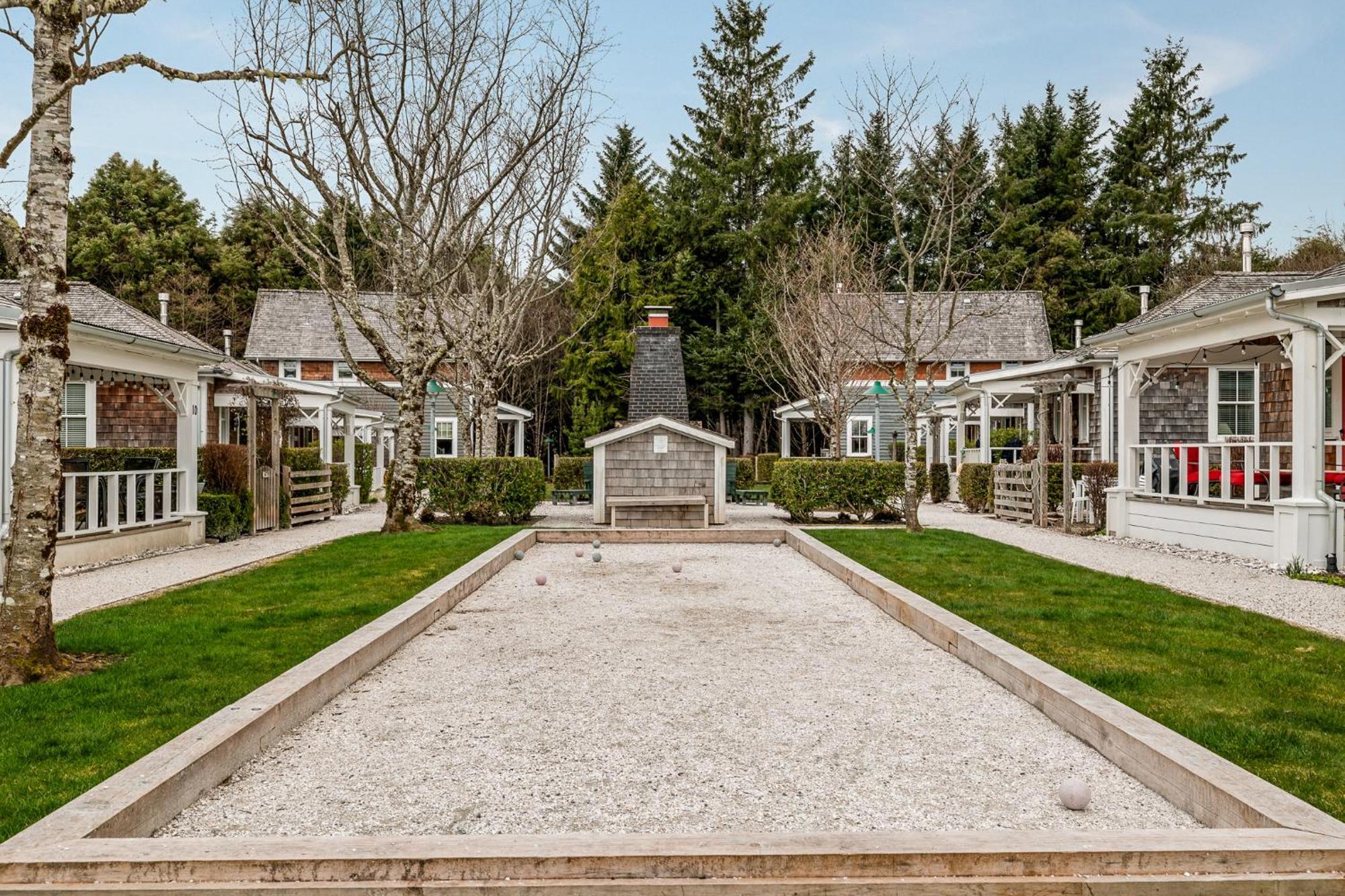 Beach Bluff By Seabrook Hospitality Пасифик Бийч Екстериор снимка